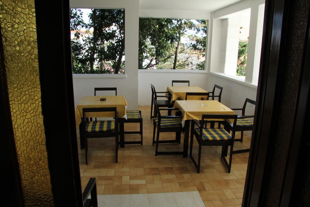 Novalja Guesthouse Economy Rooms Exterior foto