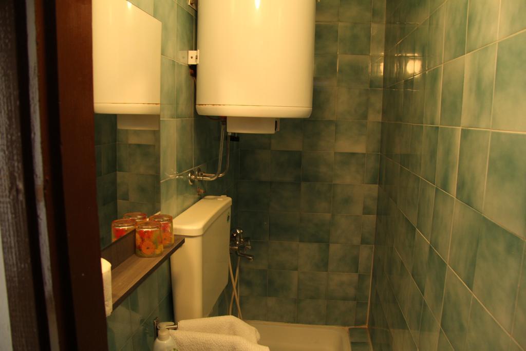 Novalja Guesthouse Economy Rooms Exterior foto